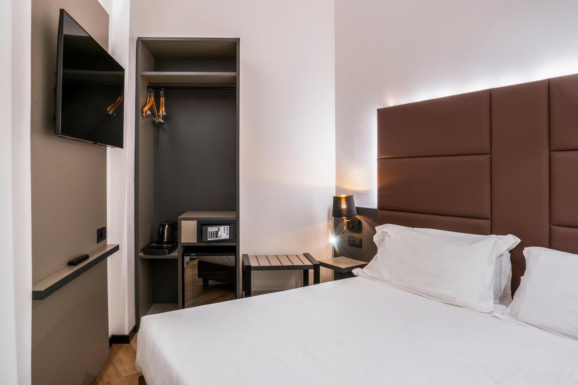 London Hotel Milan Exterior photo